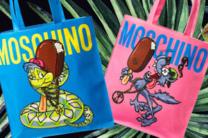 Die limitierten Taschen von Moschino x Magnum sind der Farbtupfer für dein Sommeroutfit