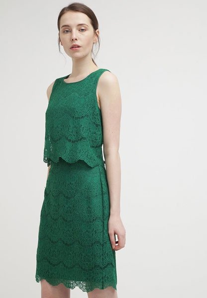 Kleider für Hochzeitsgäste: Grünes Spitzenkleid
