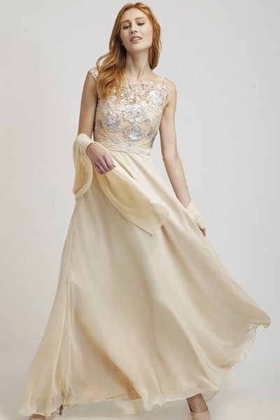 Hochzeitskleider günstig: Champagner-Kleid von Luxuar